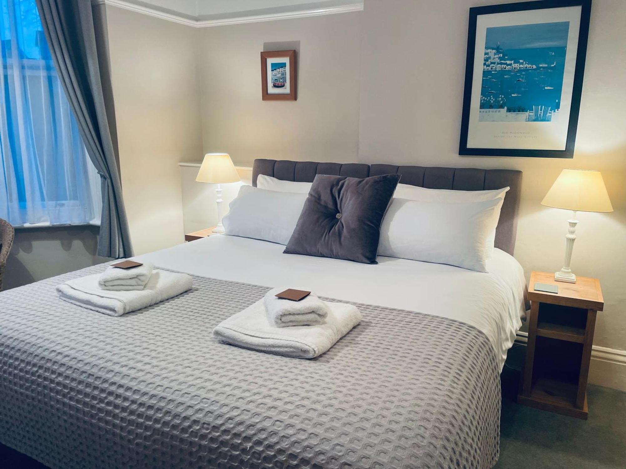 The Limes Hotel Суонидж Екстериор снимка